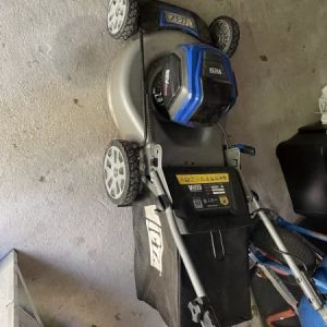 Vista 82v electric mower / Kambah, ACT